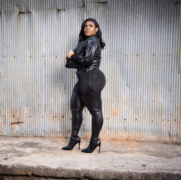 **3rd Restock**Azalea Wang Thigh High Chap Boots - Picture 3 of 4